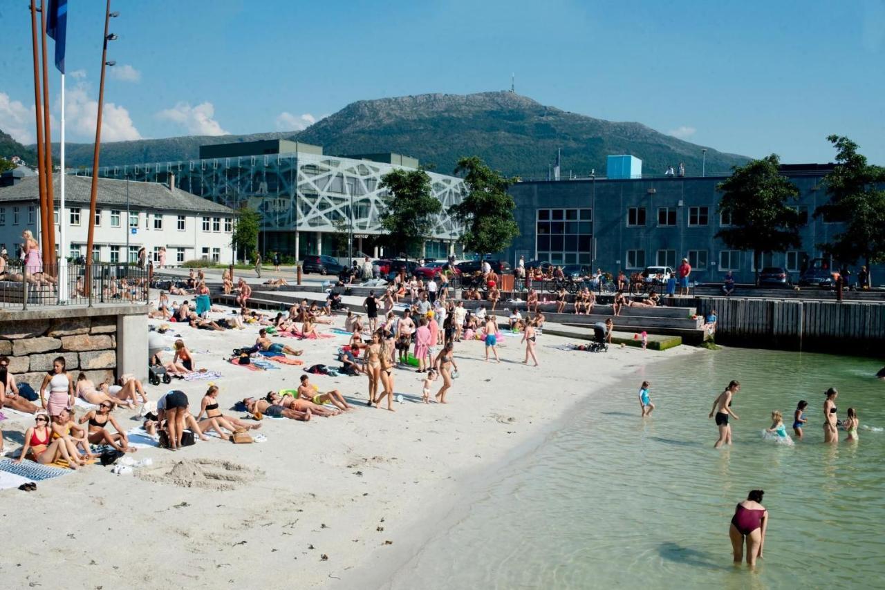 Modern Apartment - Amazing Terrace And Fjord View, Close To City Center Bergen Bagian luar foto